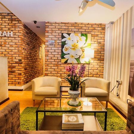Bata Merah Boutique Hotel Бантинг Экстерьер фото