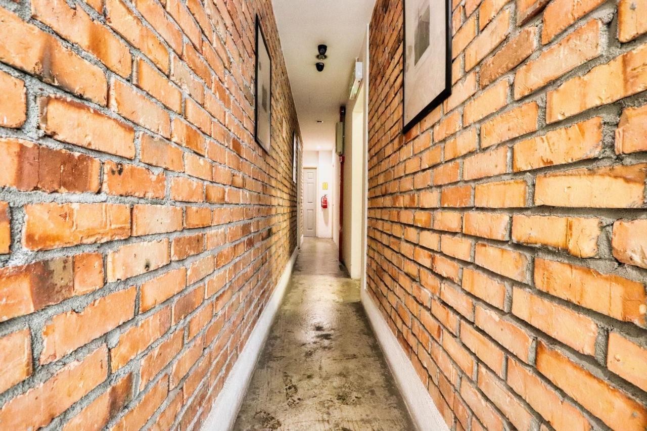Bata Merah Boutique Hotel Бантинг Экстерьер фото